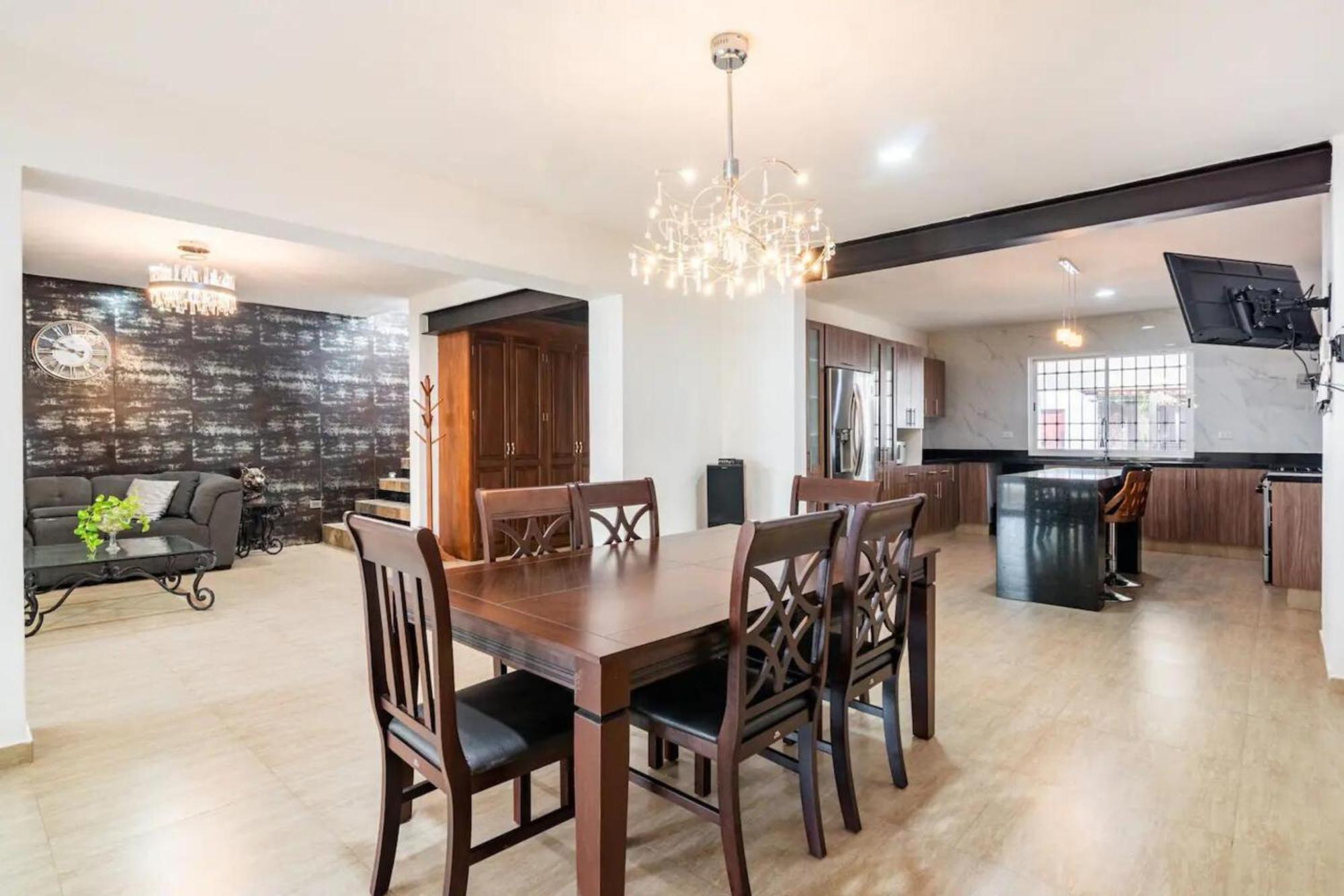 Villa Moderna Con Alberca, Gimnasio Y Cochera Merida Bagian luar foto