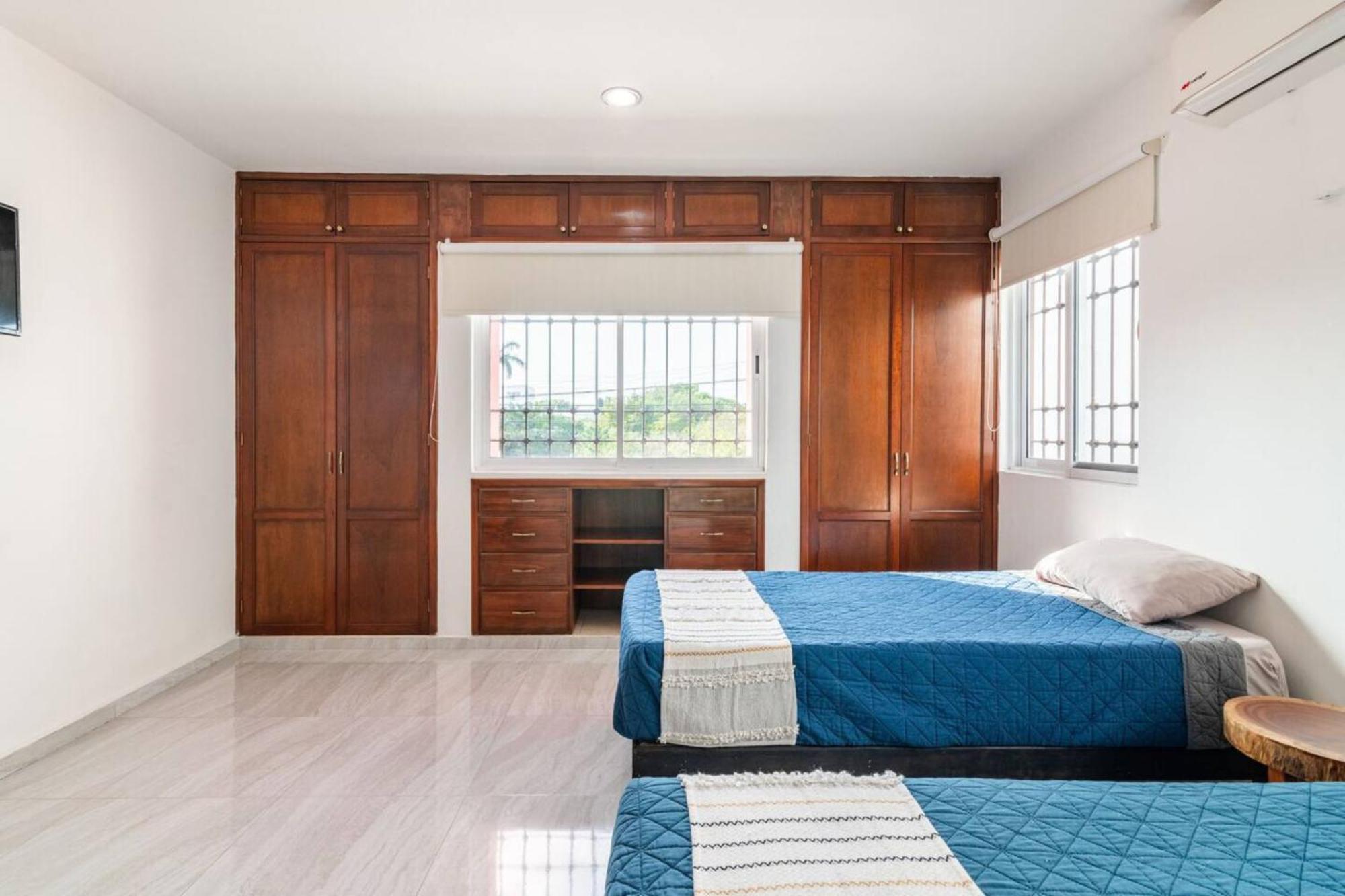 Villa Moderna Con Alberca, Gimnasio Y Cochera Merida Bagian luar foto